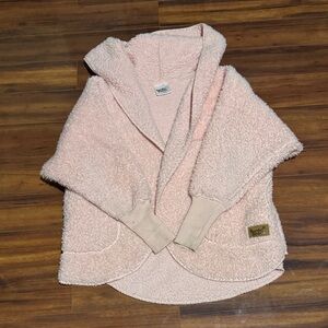 Soft Pink Women's Shrug